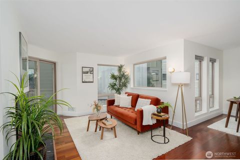 Photo of 711 E Denny Way #306, Seattle, WA 98122 (MLS # 2476326)
