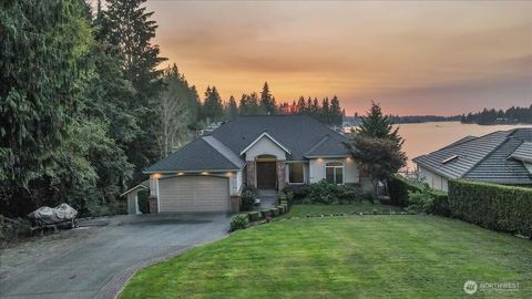 Photo of 21501 60th St E St, Lake Tapps, WA 98391 (MLS # 2427757)
