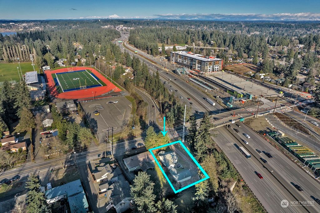 Photo of 351 NE 185th Street, Shoreline, WA 98155 (MLS # 2192316)