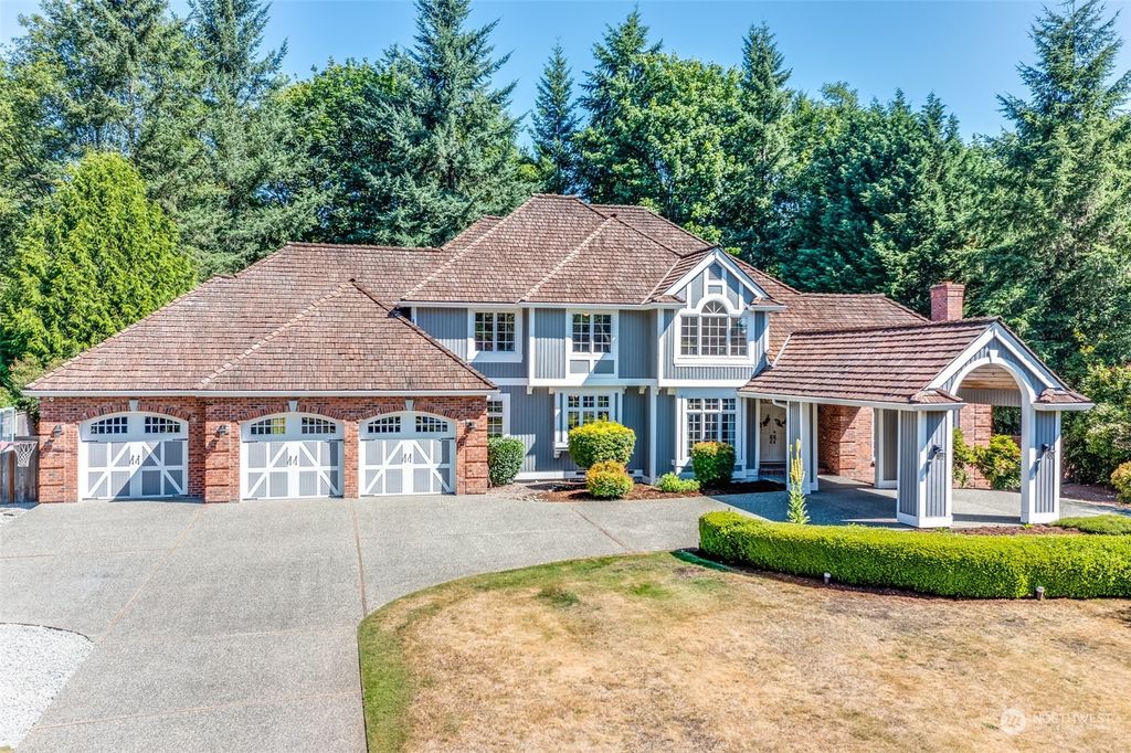 Photo of 17422 NE 129th Street, Redmond, WA 98052 (MLS # 2138463)