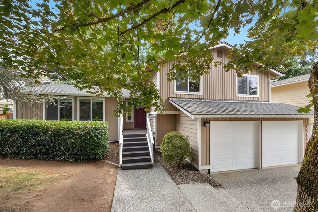 Photo of 17610 161st. Avenue SE, Renton, WA 98058 (MLS # 2433876)