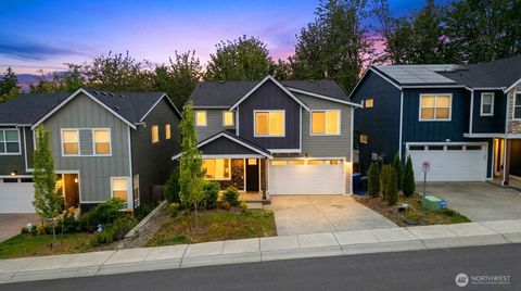 Photo of 6847 88th Drive NE, Marysville, WA 98270 (MLS # 2537829)