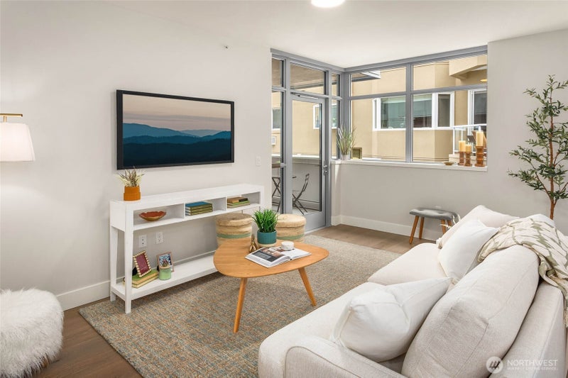 1250 Alki Avenue SW 3H
