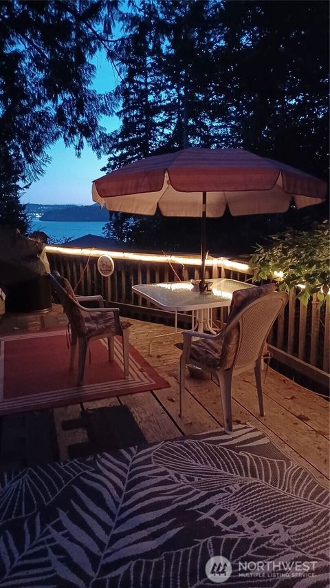 7408 Holiday Boulevard Anacortes WA 98221