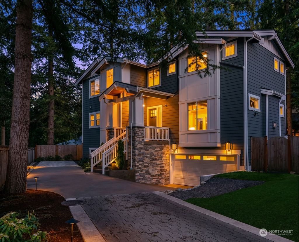 Photo of 7514 123rd Avenue NE, Kirkland, WA 98033 (MLS # 2047681)