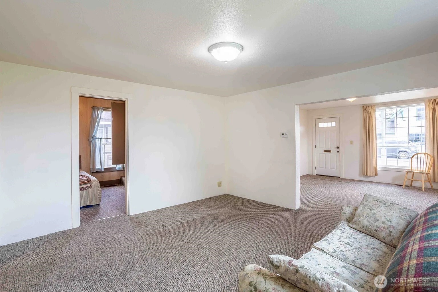 116 E 4th Street