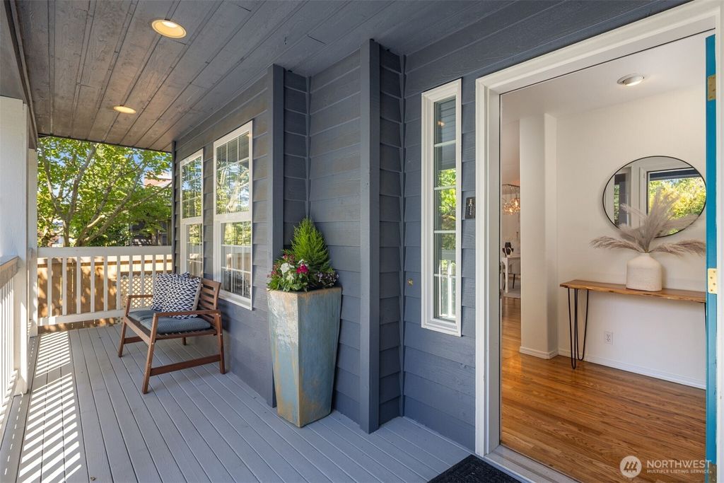 Photo of 5274 44th Avenue SW, Seattle, WA 98136 (MLS # 2417381)