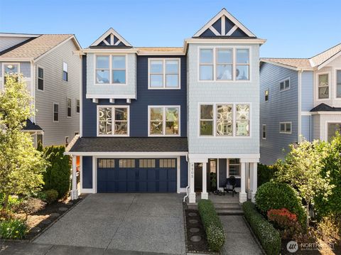 Photo of 8505 NE 123rd Place, Kirkland, WA 98034 (MLS # 2494293)