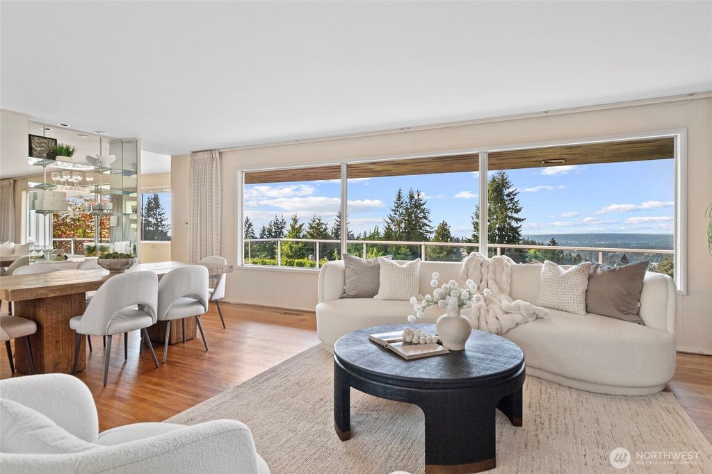 Photo of 14508 SE 50th Street, Bellevue, WA 98006 (MLS # 2516970)