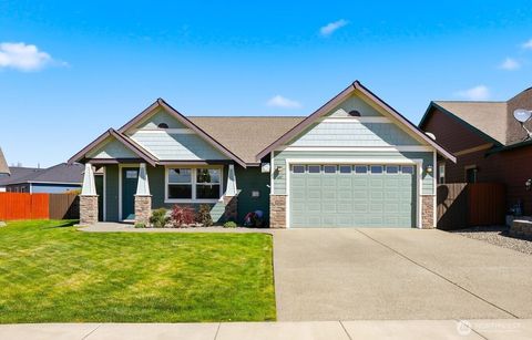 Photo of 607 W Lilac Way, Ellensburg, WA 98926 (MLS # 2513765)