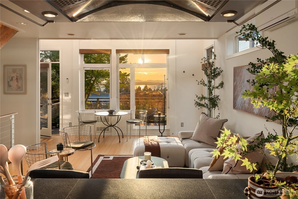 Photo of 4121 SW Edmunds Street, Seattle, WA 98116 (MLS # 2582242)
