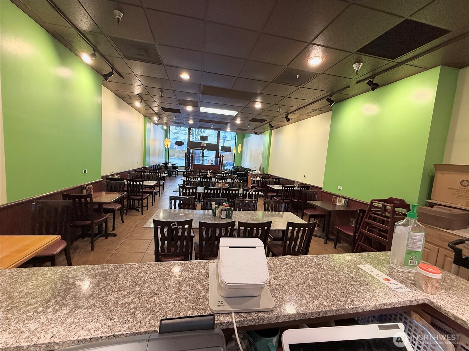 1525 3rd Avenue