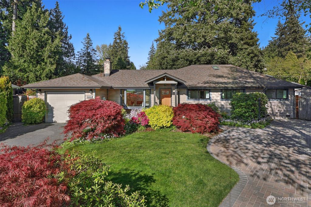 Photo of 8824 NE 189th Place, Bothell, WA 98011 (MLS # 2516605)