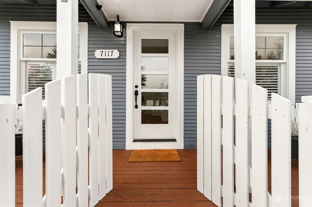 Photo of 7117 31st Avenue SW, Seattle, WA 98126 (MLS # 2314356)