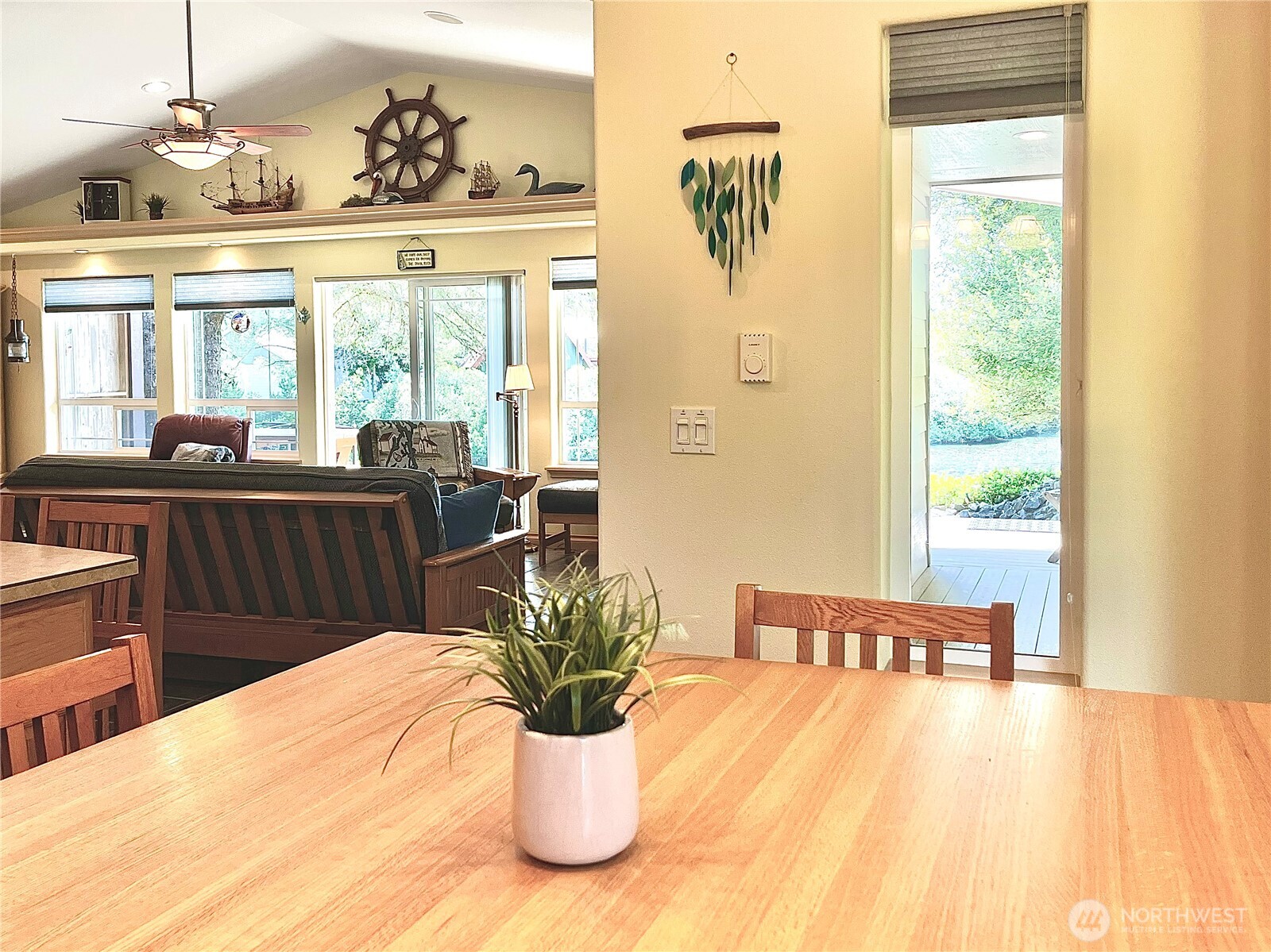 137 N Razor Clam Drive SW