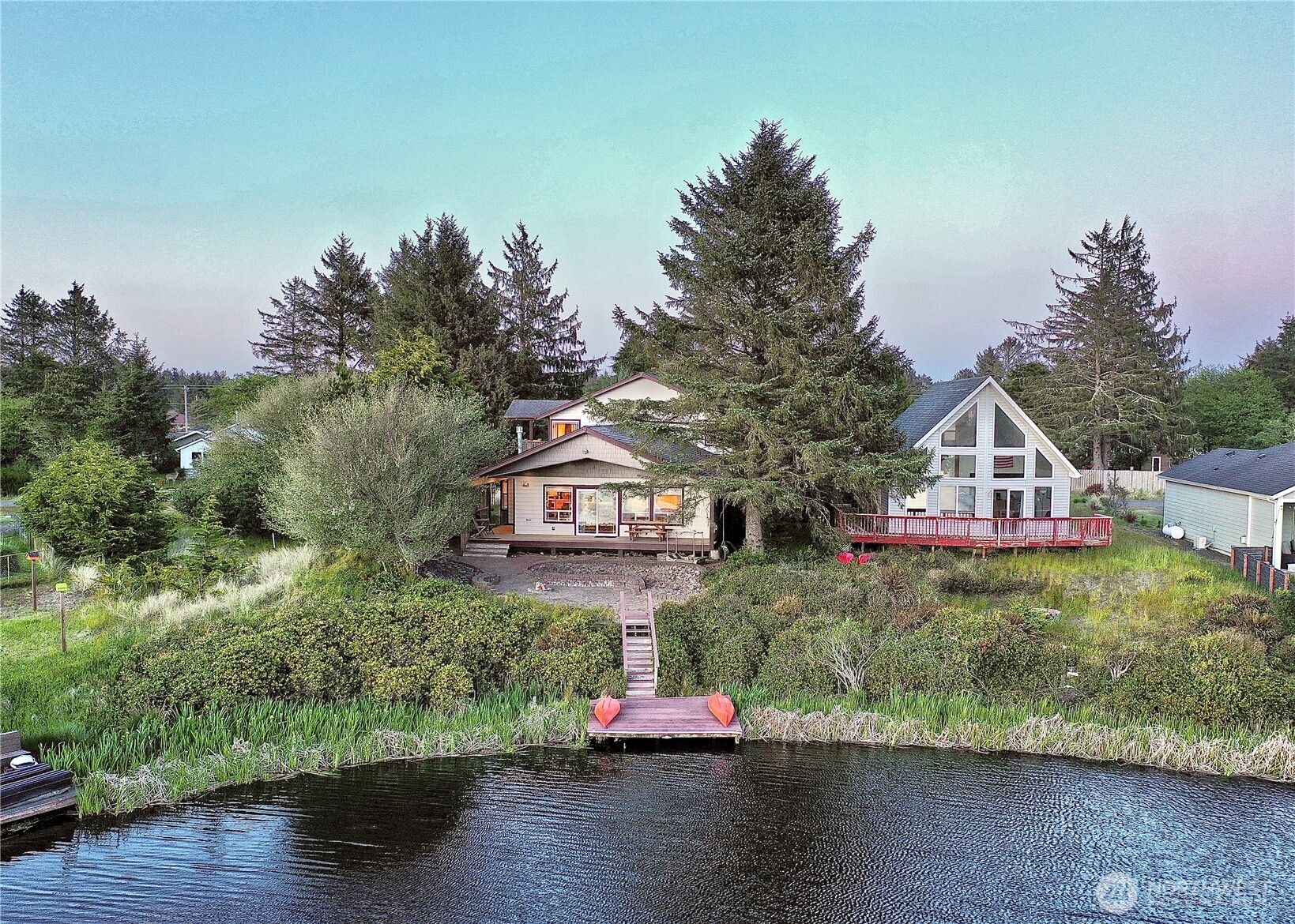 137 N Razor Clam Drive SW