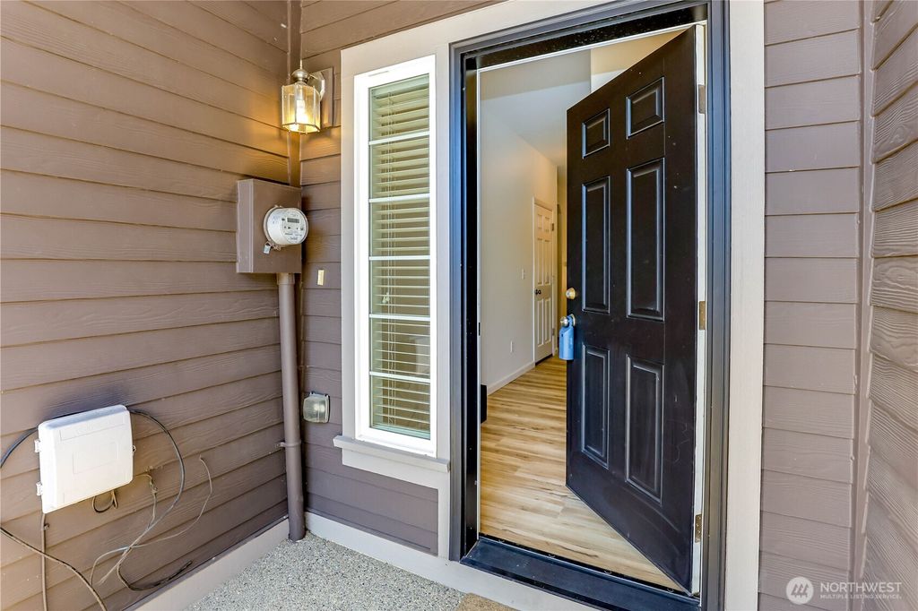 Photo of 115 60th Street SE, Auburn, WA 98092 (MLS # 2513745)
