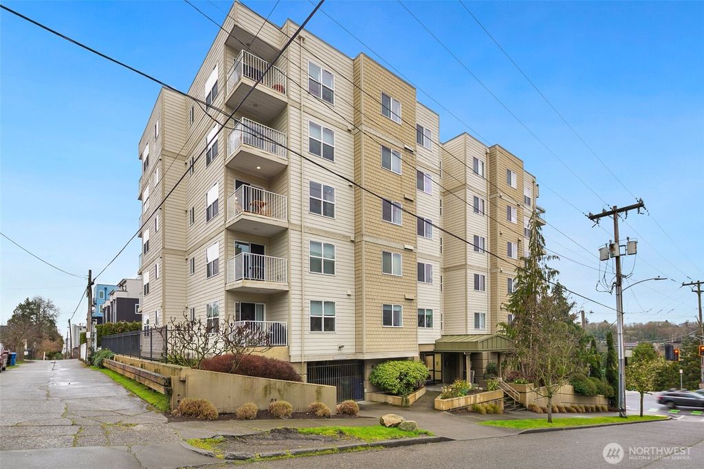 Photo of 3120 SW Avalon Way #402, Seattle, WA 98126 (MLS # 2487348)