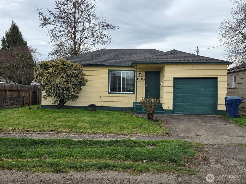 Photo of 1306 S 3rd Avenue, Kelso, WA 98626 (MLS # 2506882)