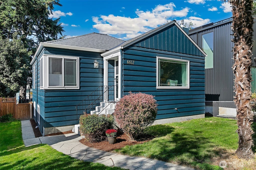 Photo of 6657 Ellis Avenue S, Seattle, WA 98108 (MLS # 2586682)