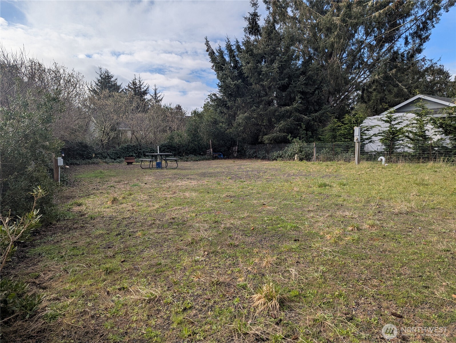 137 Bufflehead Street SW