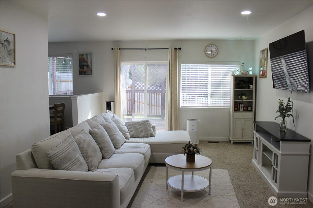 Photo of 18817 SE 271st Place, Covington, WA 98042 (MLS # 2525091)