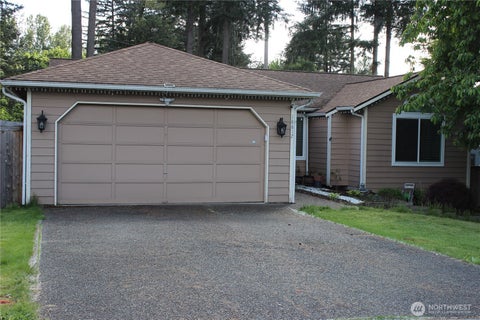 Photo of 18817 SE 271st Place, Covington, WA 98042 (MLS # 2525091)