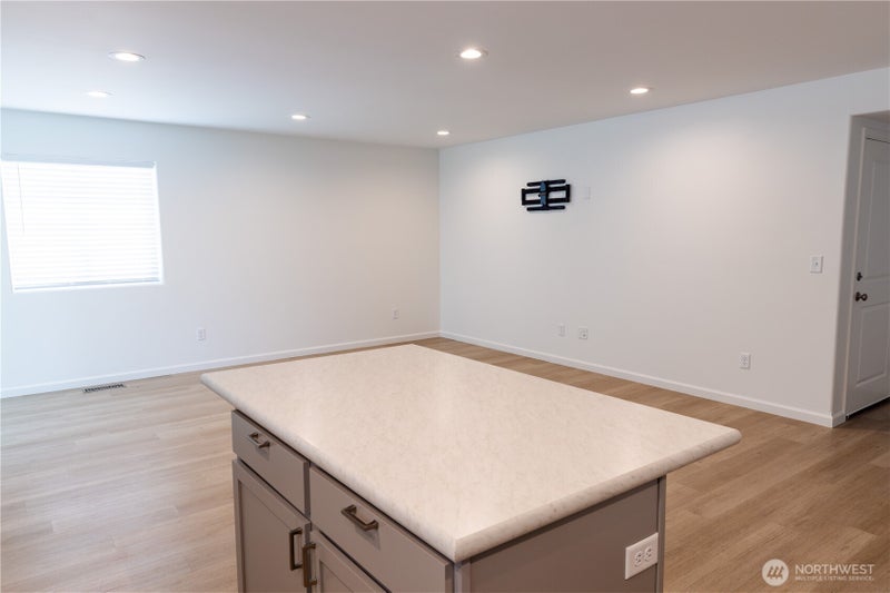 1344 Theo Way