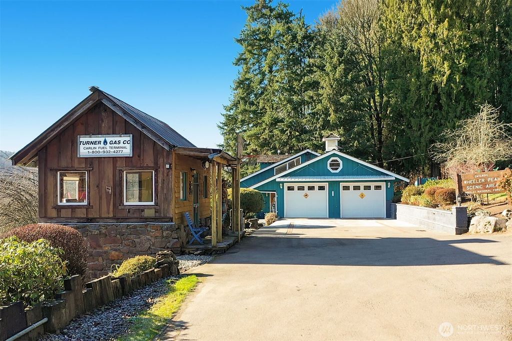 Photo of 17035 300th Avenue NE, Duvall, WA 98019 (MLS # 2468173)