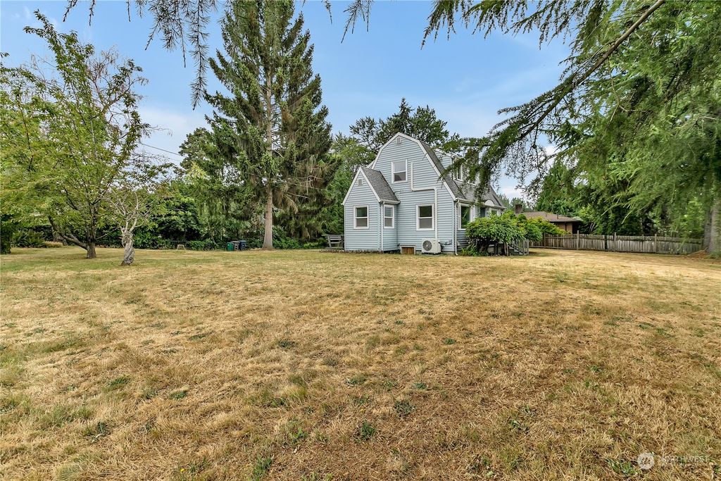 Photo of 2311 S 118th Street, Seattle, WA 98168 (MLS # 2269775)
