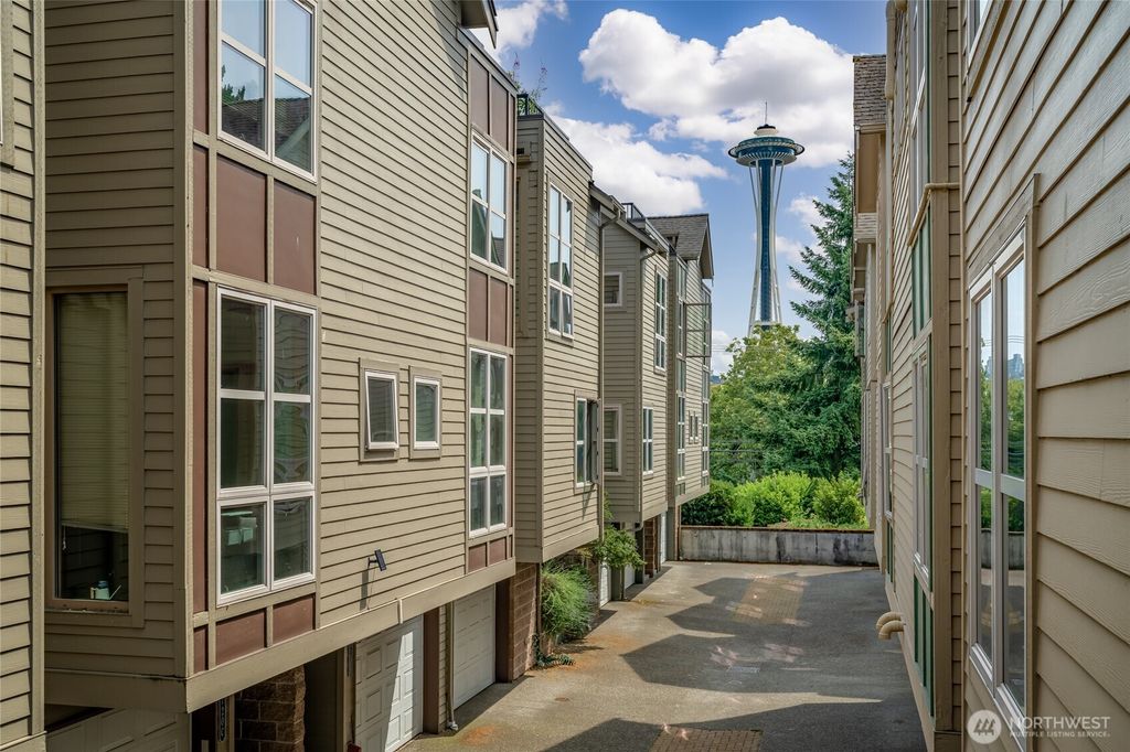 Photo of 718 Nob Hill Avenue N #A, Seattle, WA 98109 (MLS # 2476931)