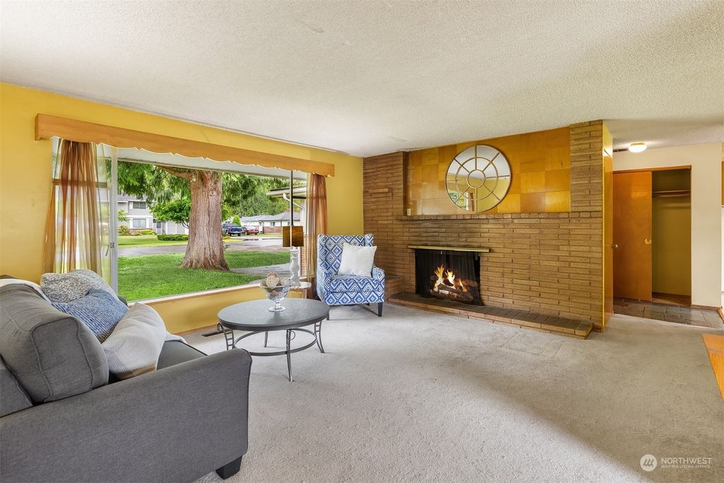 Photo of 13330 SE 151 Street, Renton, WA 98058 (MLS # 2231124)