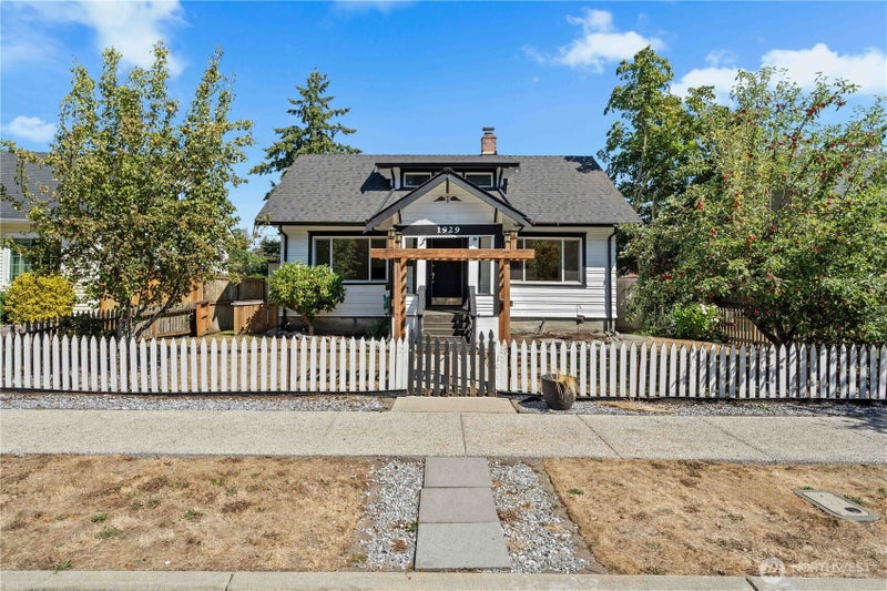1929 Sprague Avenue