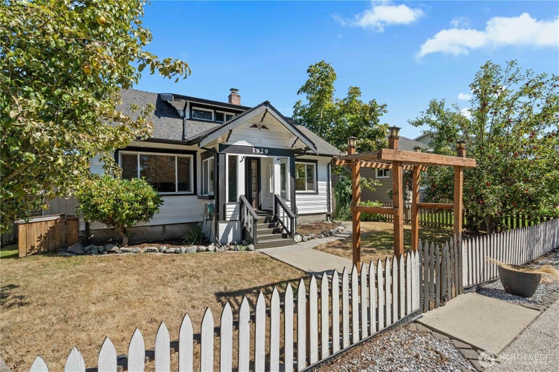 1929 Sprague Avenue