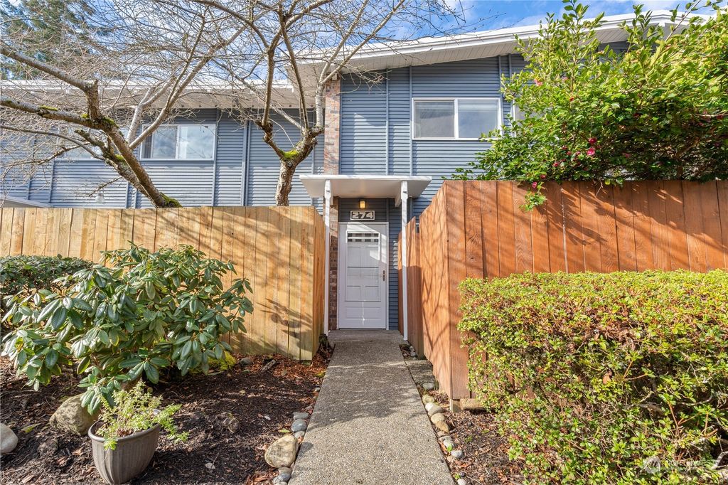 Photo of 12244 SE 57th St St #274, Bellevue, WA 98006 (MLS # 2329495)