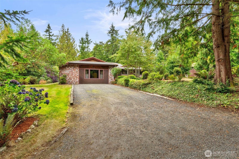3115 NW Tall Fir Lane