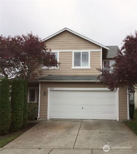Photo of 3909 152nd Place SE, Bothell, WA 98012 (MLS # 2438159)