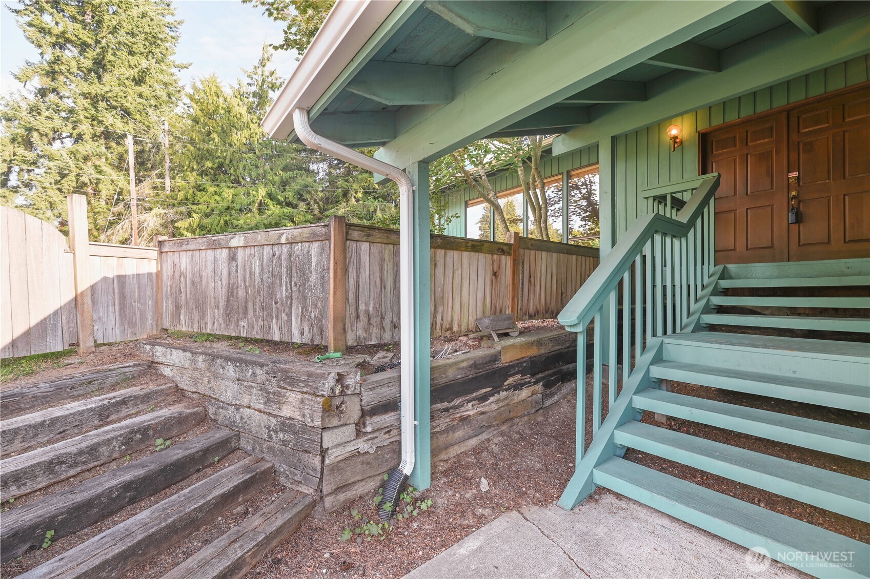 4726 PICNIC POINT RD