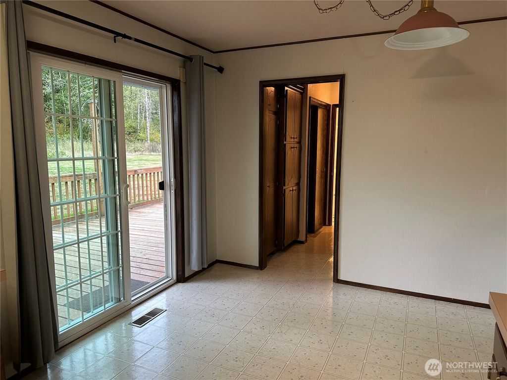 Photo of 1487 Centralia Alpha Road, Chehalis, WA 98532 (MLS # 2498082)