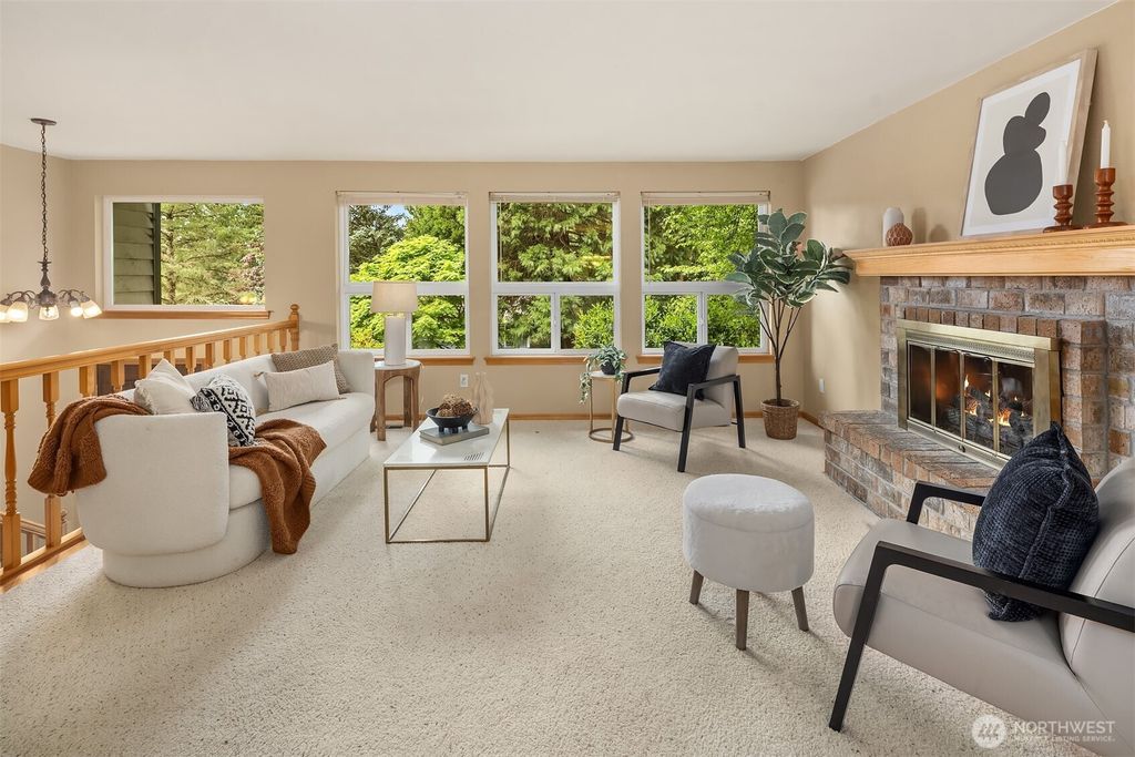 Photo of 12016 106th Avenue NE, Kirkland, WA 98034 (MLS # 2517508)