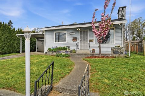 Photo of 808 Judson Street, Lynden, WA 98264 (MLS # 2510009)