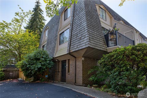 Photo of 8603 244th St SW ST #2A, Edmonds, WA 98026 (MLS # 2571594)