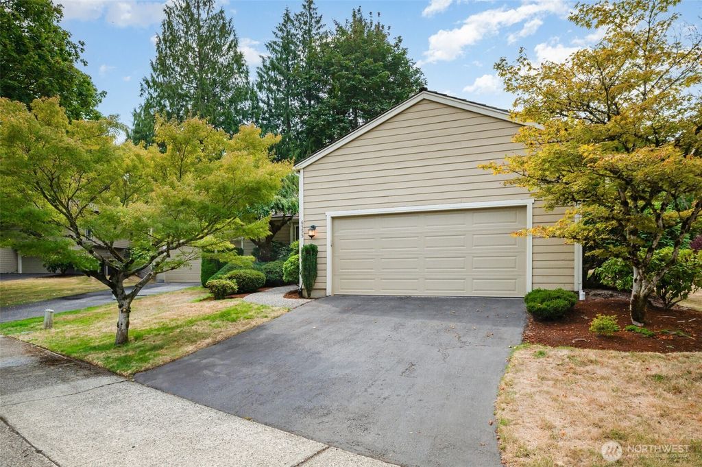 Photo of 6555 159th Avenue NE, Redmond, WA 98052 (MLS # 2427999)