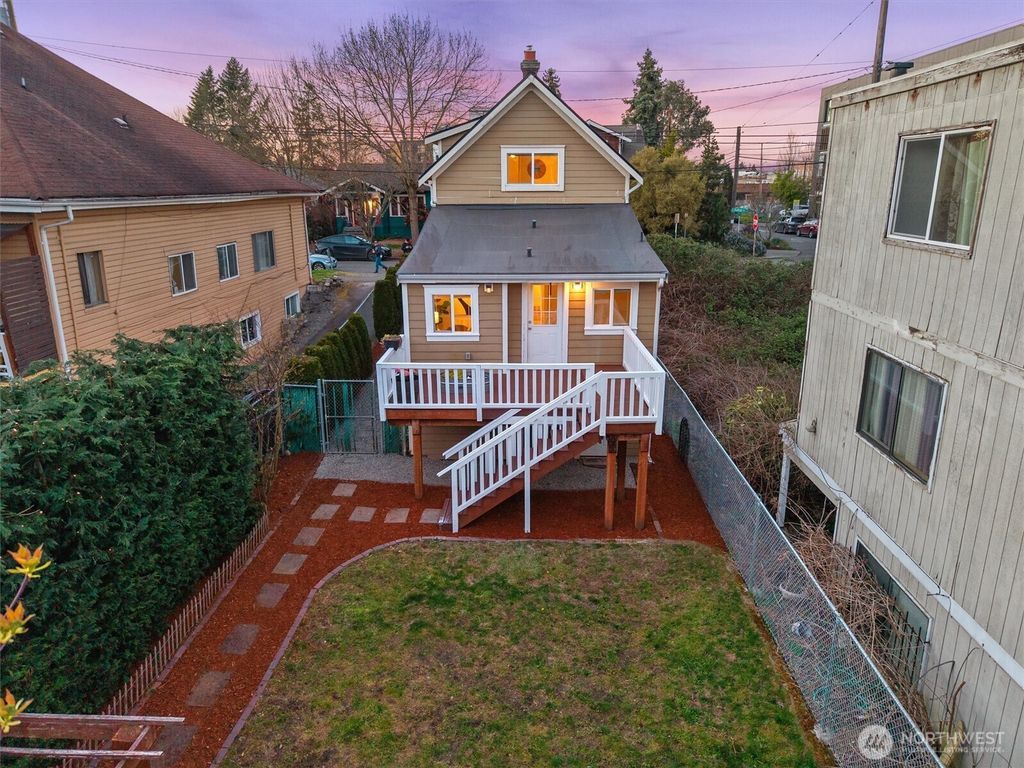 Photo of 3557 S Hudson Street, Seattle, WA 98118 (MLS # 2520436)