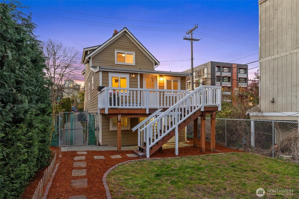Photo of 3557 S Hudson Street, Seattle, WA 98118 (MLS # 2520436)