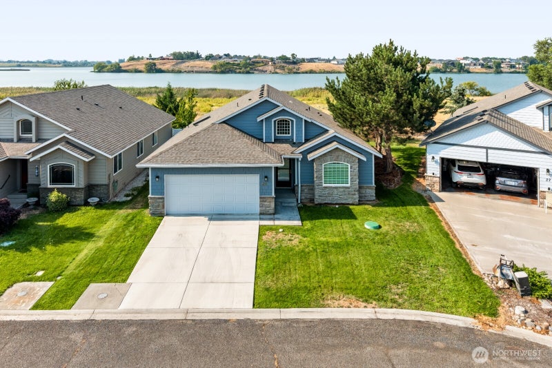1300 W Marina Drive 26
