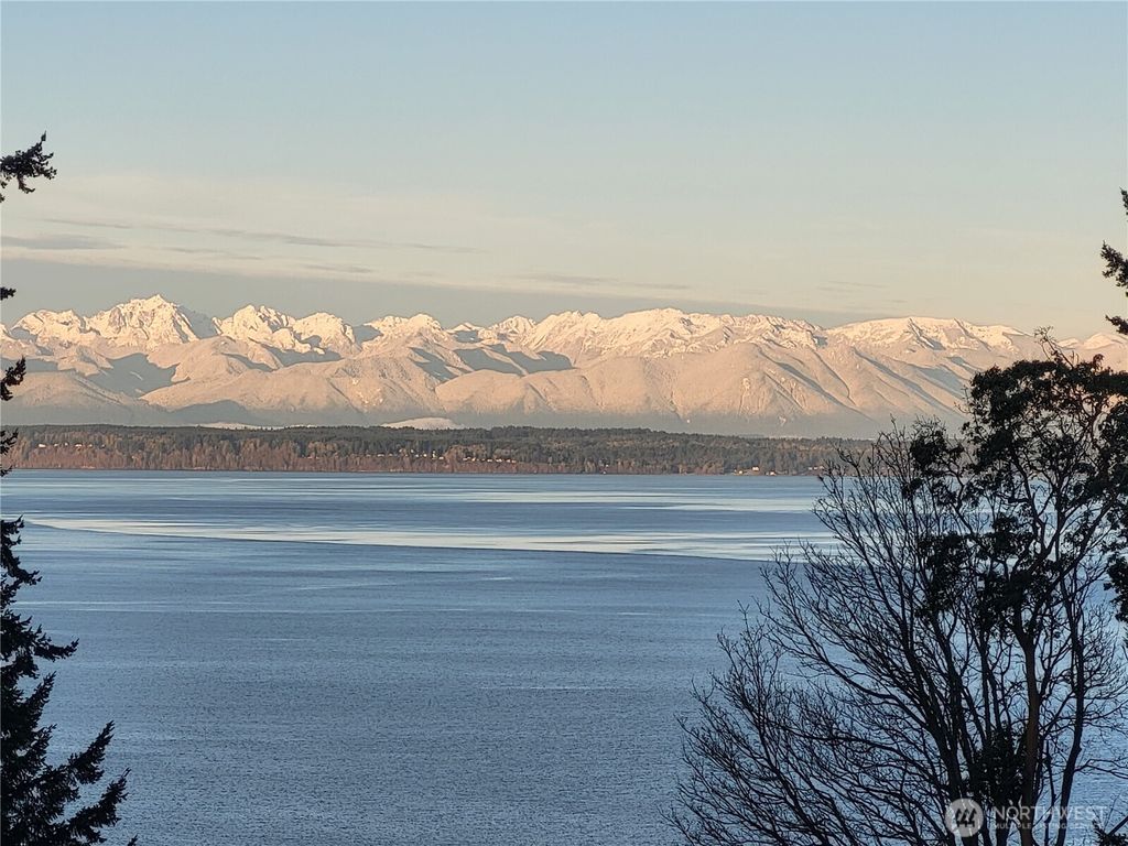 Photo of 15711 72nd Avenue W, Edmonds, WA 98026 (MLS # 2361647)