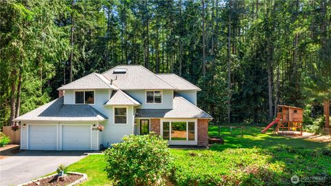 Photo of 4131 NW Hosman Circle, Silverdale, WA 98383 (MLS # 2540989)