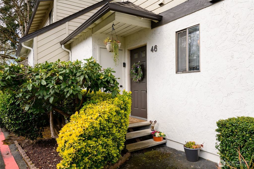 Photo of 1826 Maple Lane #H46, Kent, WA 98030 (MLS # 2352682)