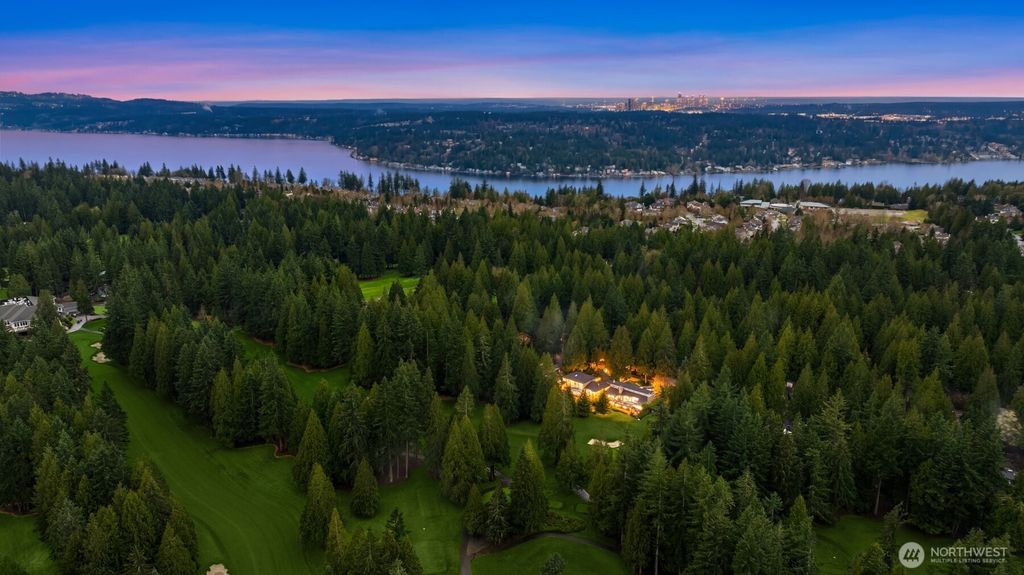 Photo of 3126 211th Avenue NE, Sammamish, WA 98074 (MLS # 2492723)